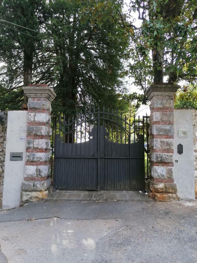 Вилла Casolare Al Dopolavoro Лукка Экстерьер фото